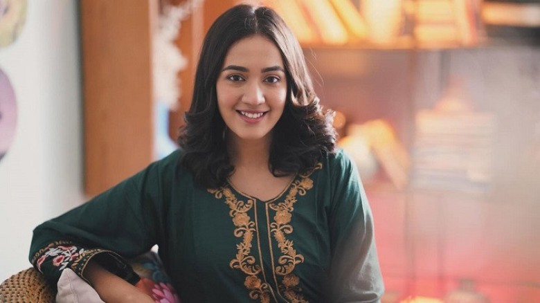 আইশা জানালেন বিয়ে কোন এক ‘২১ ডিসেম্বরে...