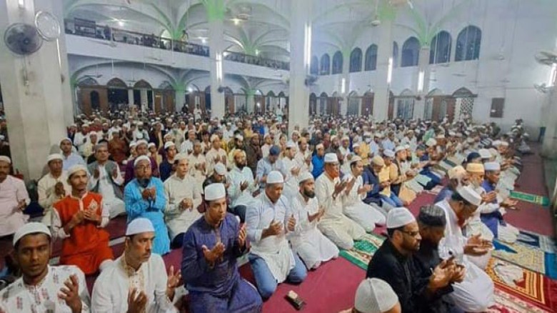 পবিত্রতা আত্মশুদ্ধি ক্ষমা শান্তি প্রার্থনায়:শবে বরাত