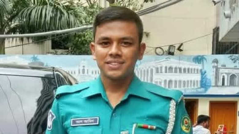 চ্যালেঞ্জিং দায়িত্বে ছিনতাইকারী ধরতে গিয়ে বাসের ধাক্কায় প